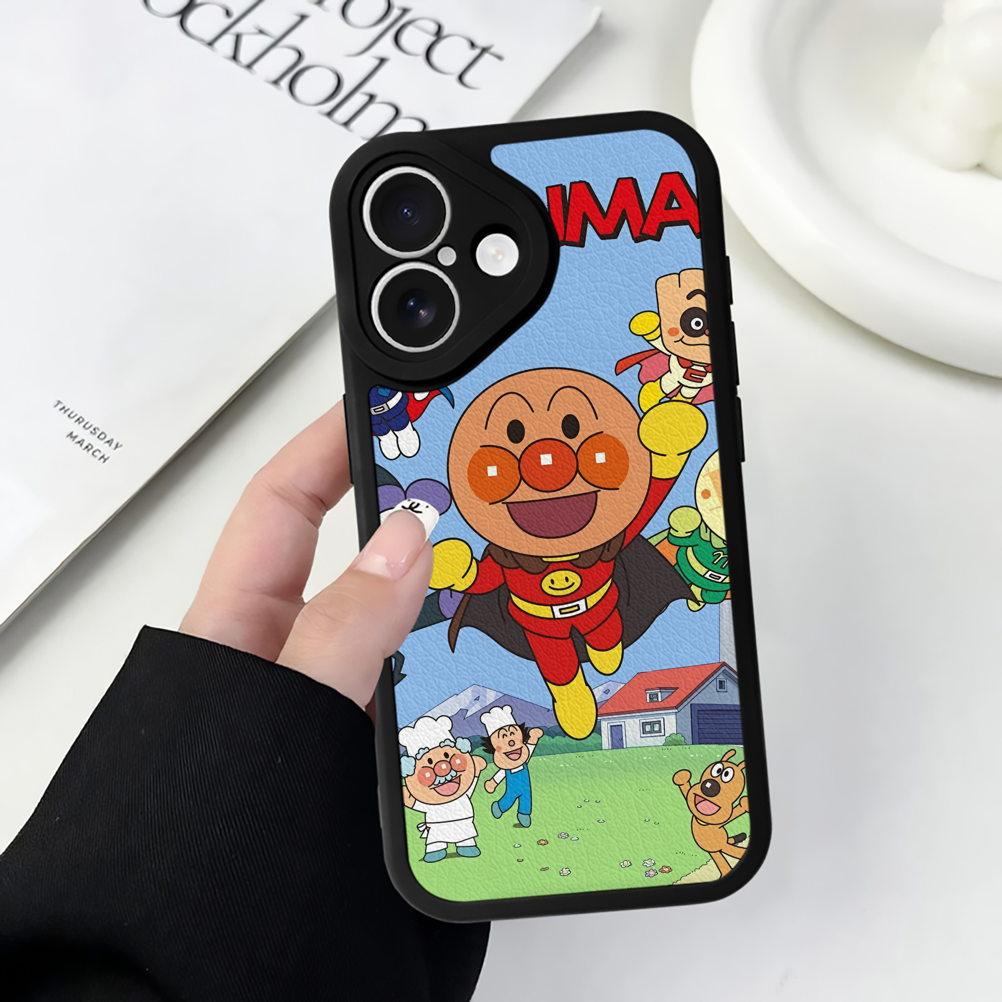（画像用） アンパンマン Anpanman 【iPhone 16シリーズ対応】シリコンスマホケース（レザー調） 材質：シリコン